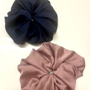Super Satin Scrunchie